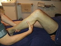 massage des jambes, idéal pour les sportifs, jambes légères assurées!